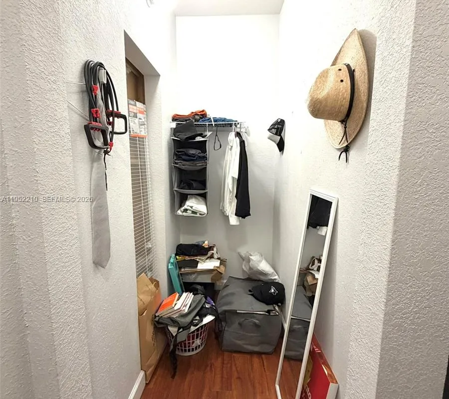 10780 NW 74th Ln, Doral FL 33178