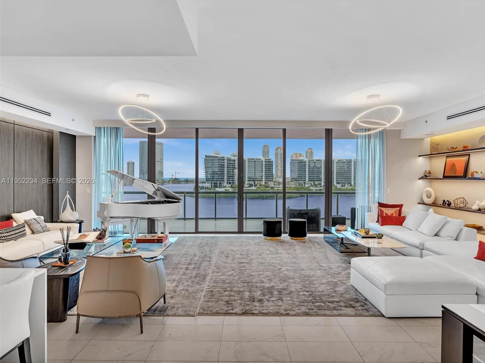 3300 NE 188th St # 718, Aventura FL 33180