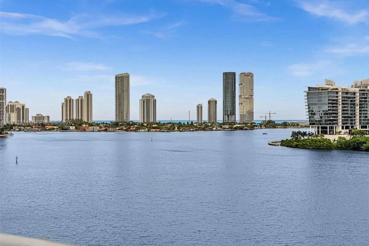 3300 NE 188th St # 718, Aventura FL 33180