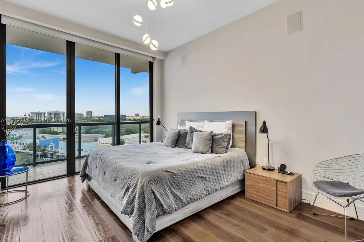 3300 NE 188th St # 718, Aventura FL 33180