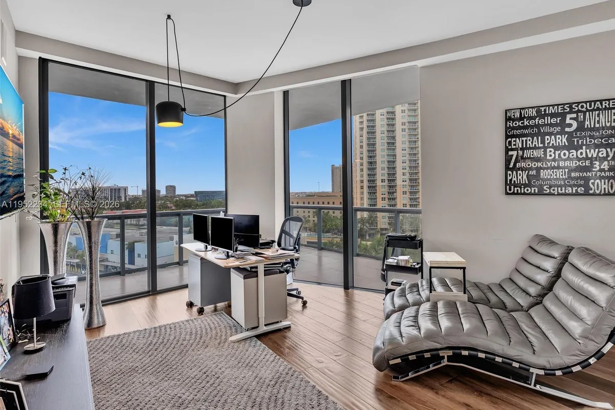 3300 NE 188th St # 718, Aventura FL 33180