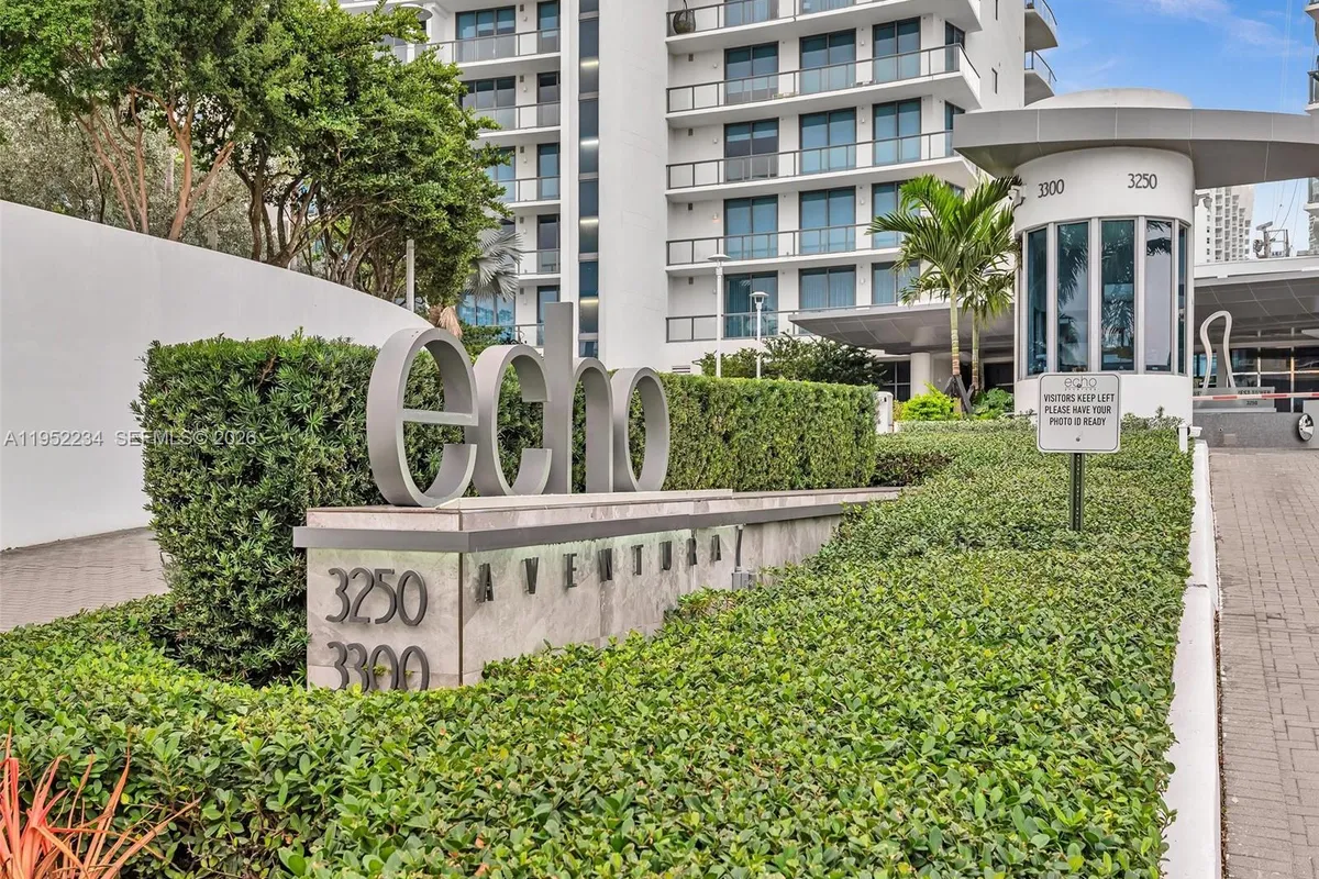 3300 NE 188th St # 718, Aventura FL 33180