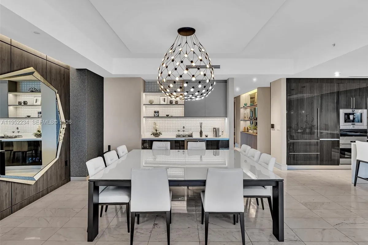 3300 NE 188th St # 718, Aventura FL 33180