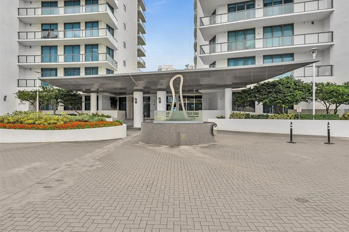 3300 NE 188th St # 718, Aventura FL 33180