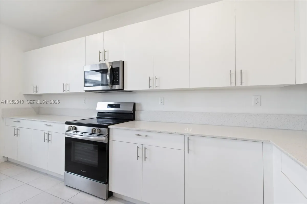 16925 SW 289th Ter, Homestead FL 33030