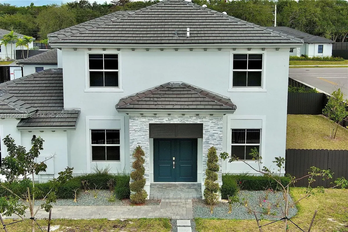 16925 SW 289th Ter, Homestead FL 33030