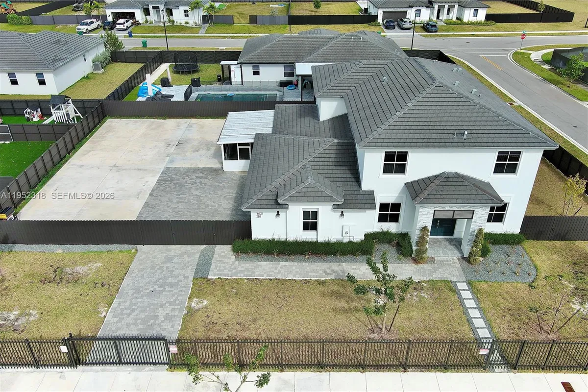 16925 SW 289th Ter, Homestead FL 33030