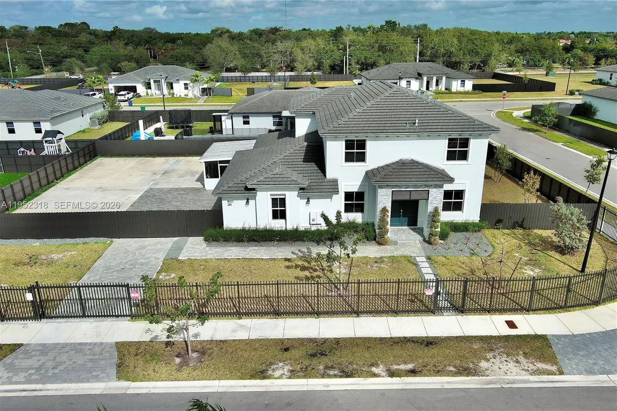 16925 SW 289th Ter, Homestead FL 33030