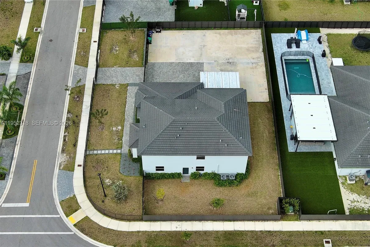 16925 SW 289th Ter, Homestead FL 33030