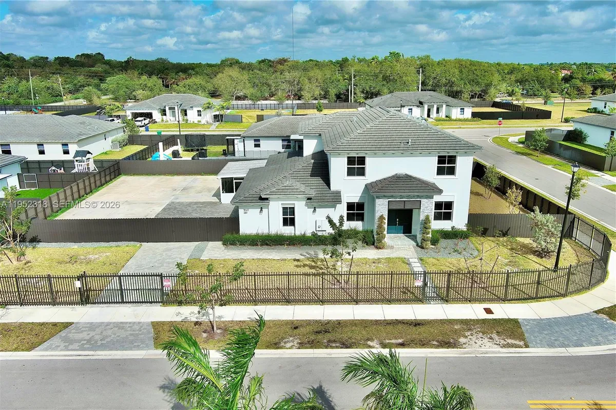 16925 SW 289th Ter, Homestead FL 33030