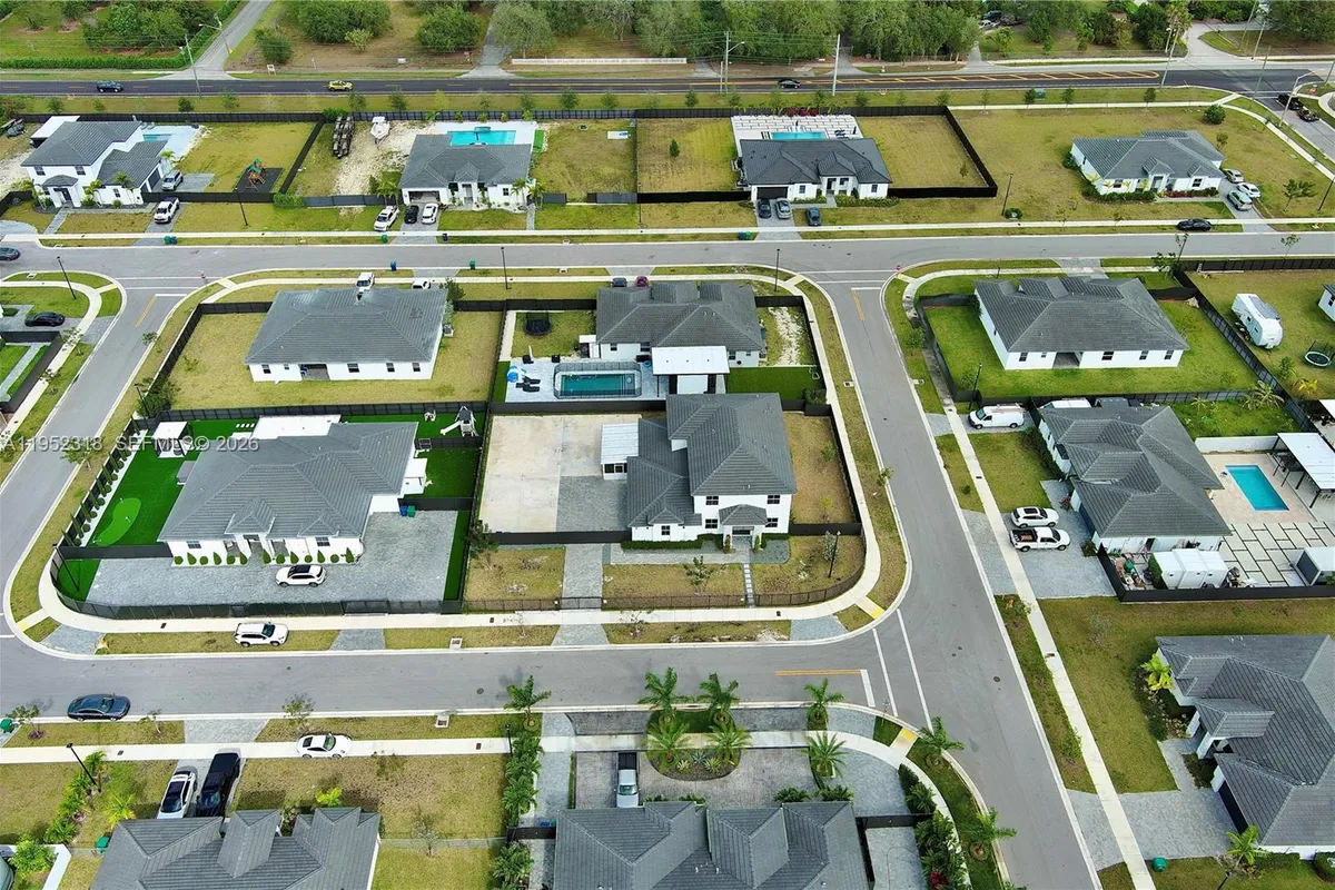 16925 SW 289th Ter, Homestead FL 33030