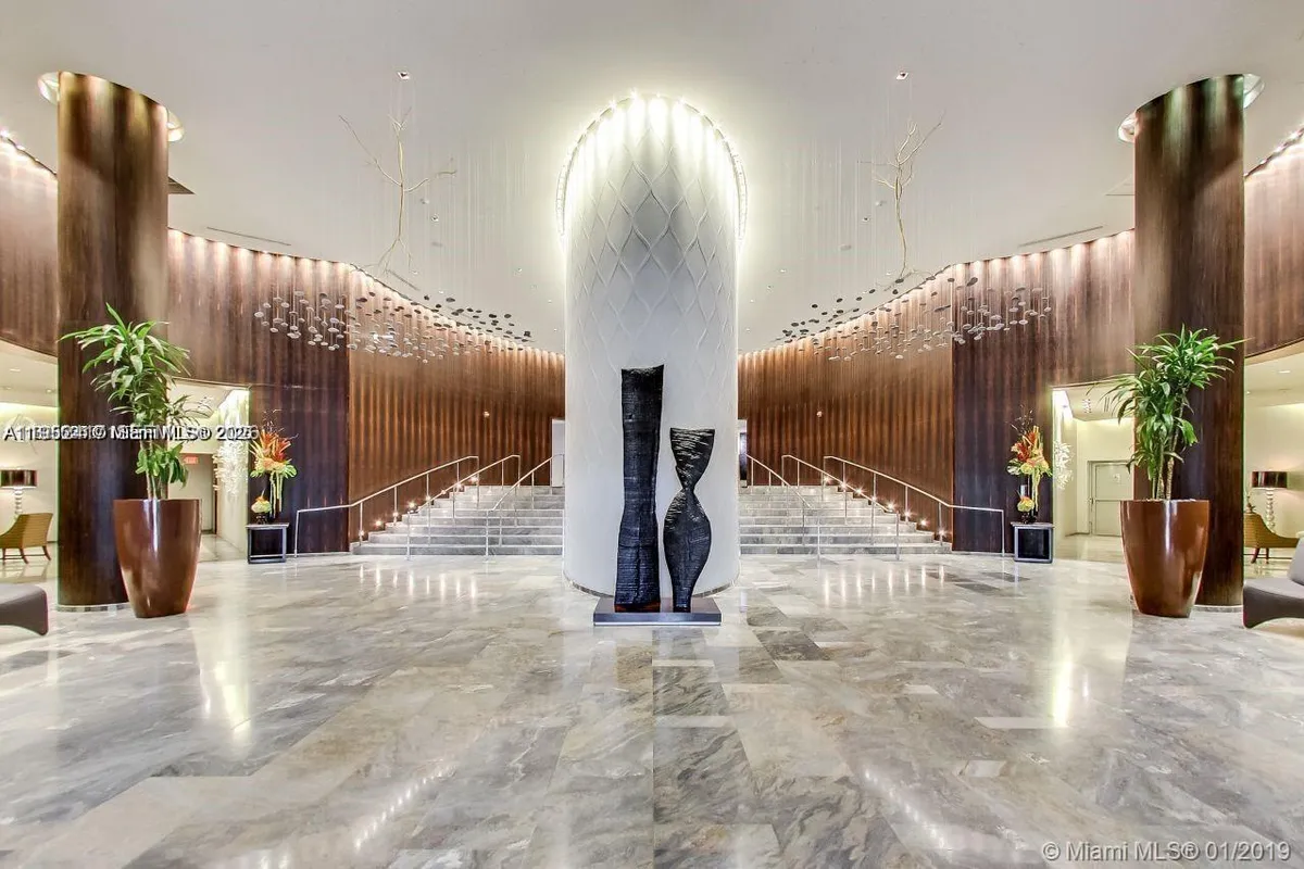 17201 Collins Ave+DEN # 1403, Sunny Isles Beach FL 33160