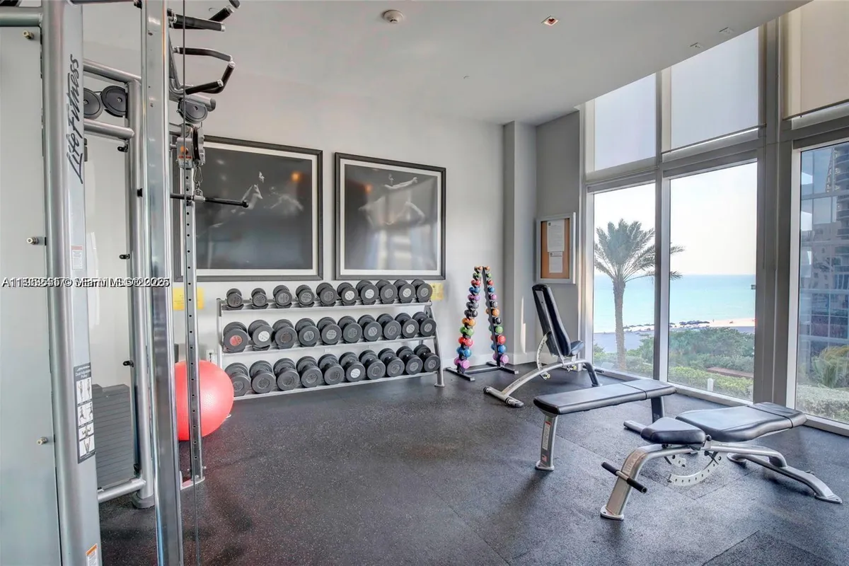 17201 Collins Ave+DEN # 1403, Sunny Isles Beach FL 33160