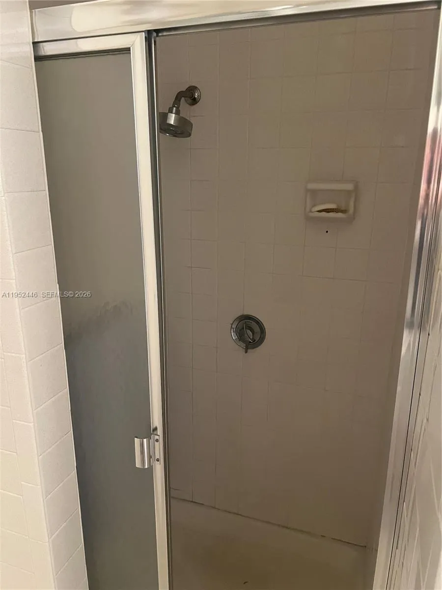 9801 Collins Ave, Bal Harbour FL 33154