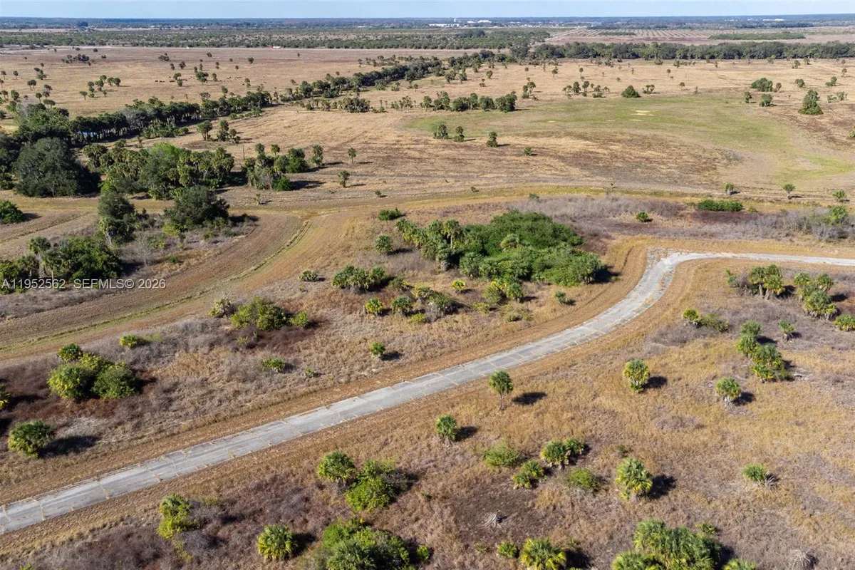 403 Boca Cir, La Belle FL 33935