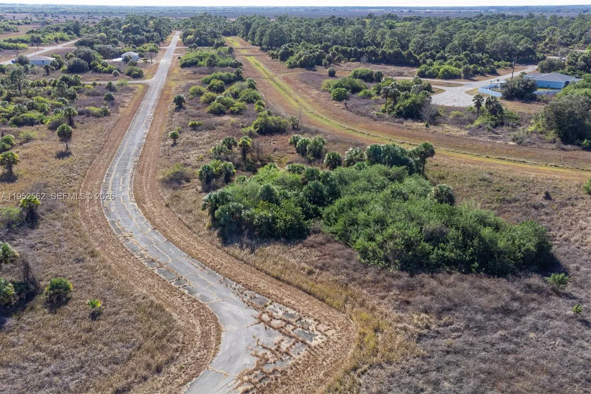 403 Boca Cir, La Belle FL 33935