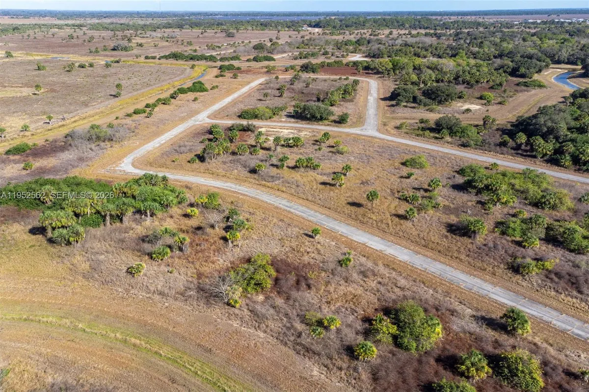 403 Boca Cir, La Belle FL 33935