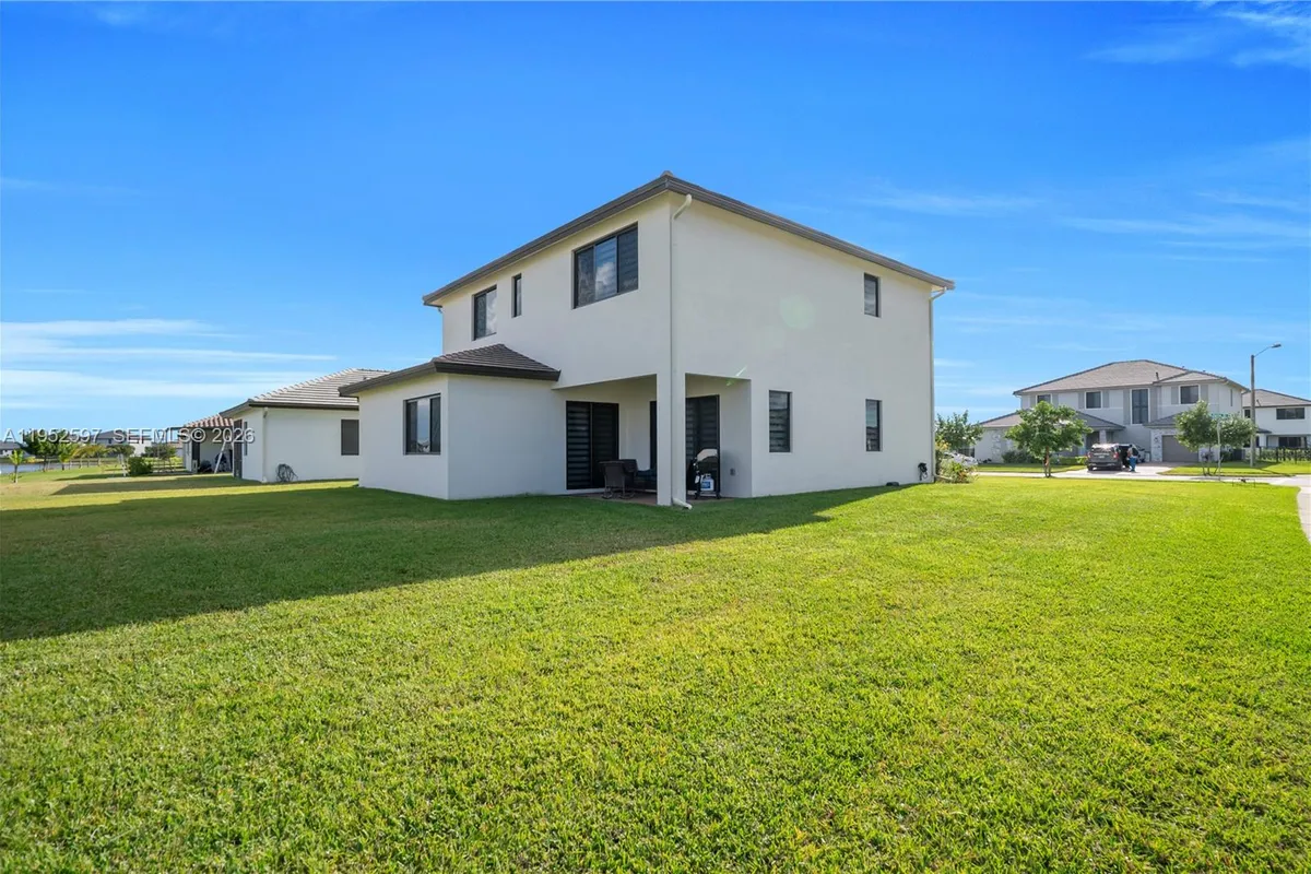 5206 Karlia Dr, Ave Maria FL 34142