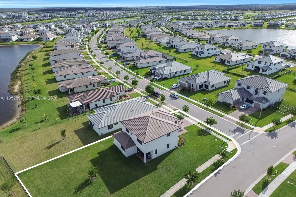 5206 Karlia Dr, Ave Maria FL 34142