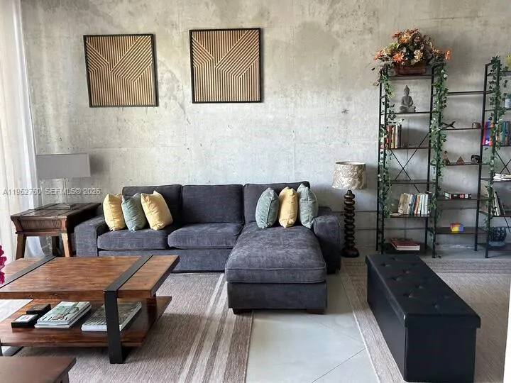 2001 Biscayne Blvd # 3401, Miami FL 33137