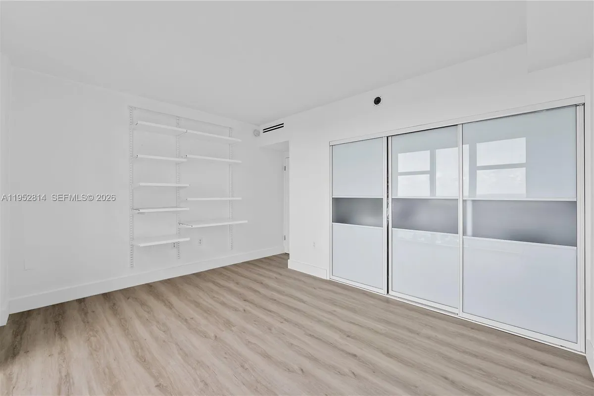 10275 Collins Ave # 1035, Bal Harbour FL 33154