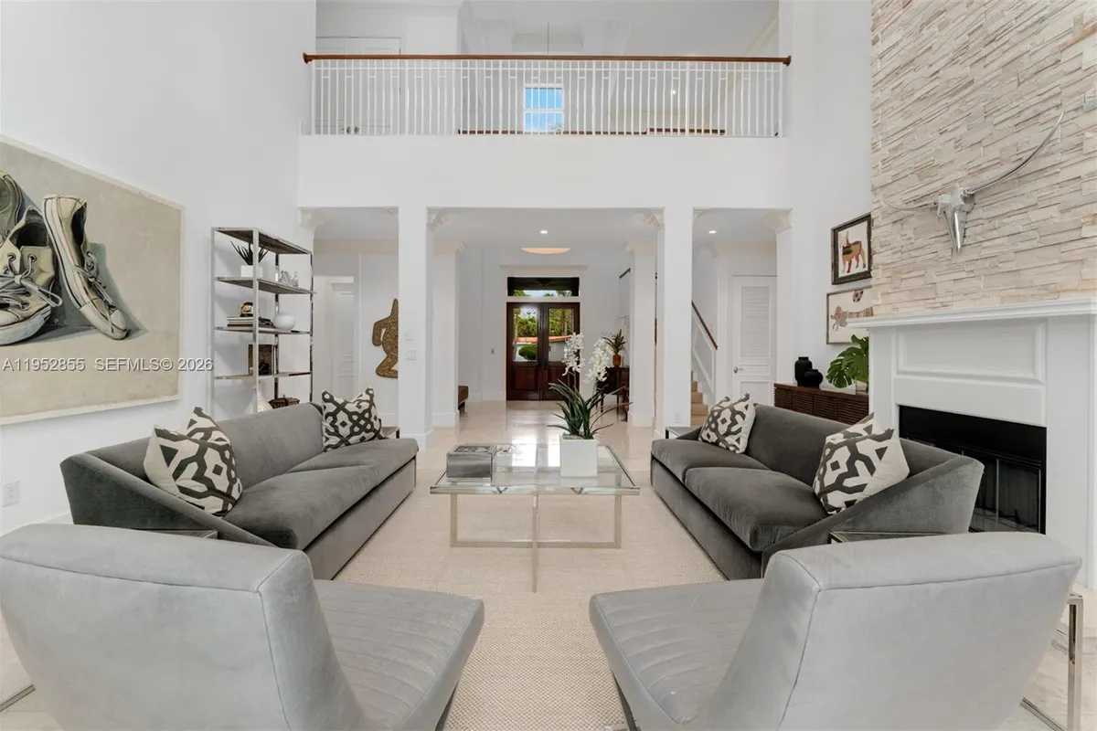 6650 SW 123rd St, Pinecrest FL 33156