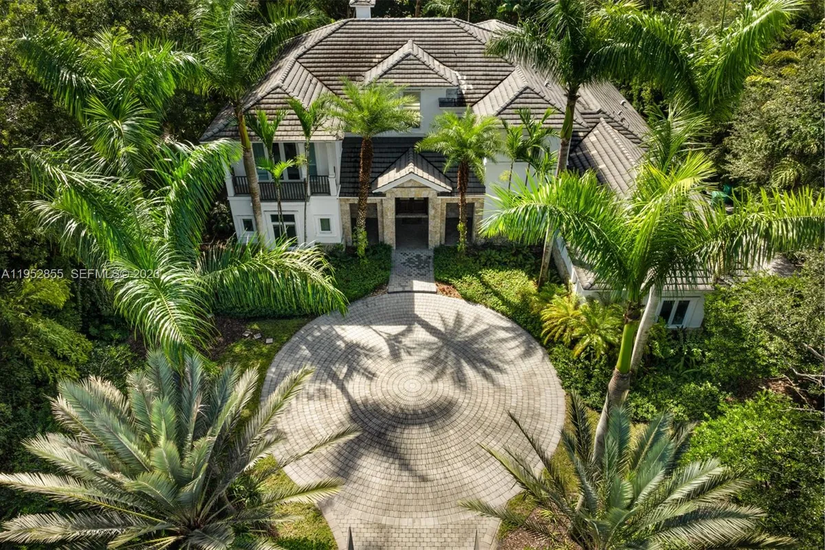 6650 SW 123rd St, Pinecrest FL 33156