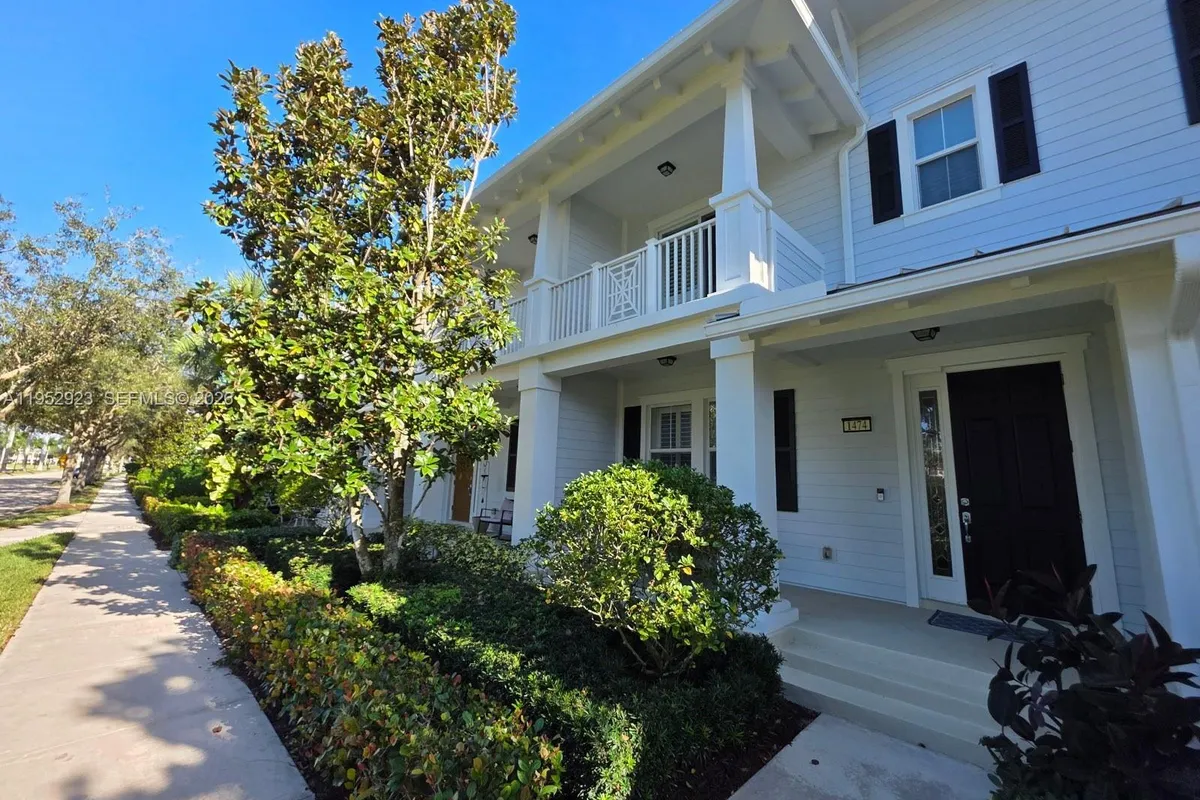 1474 S Jeaga Dr, Jupiter FL 33458