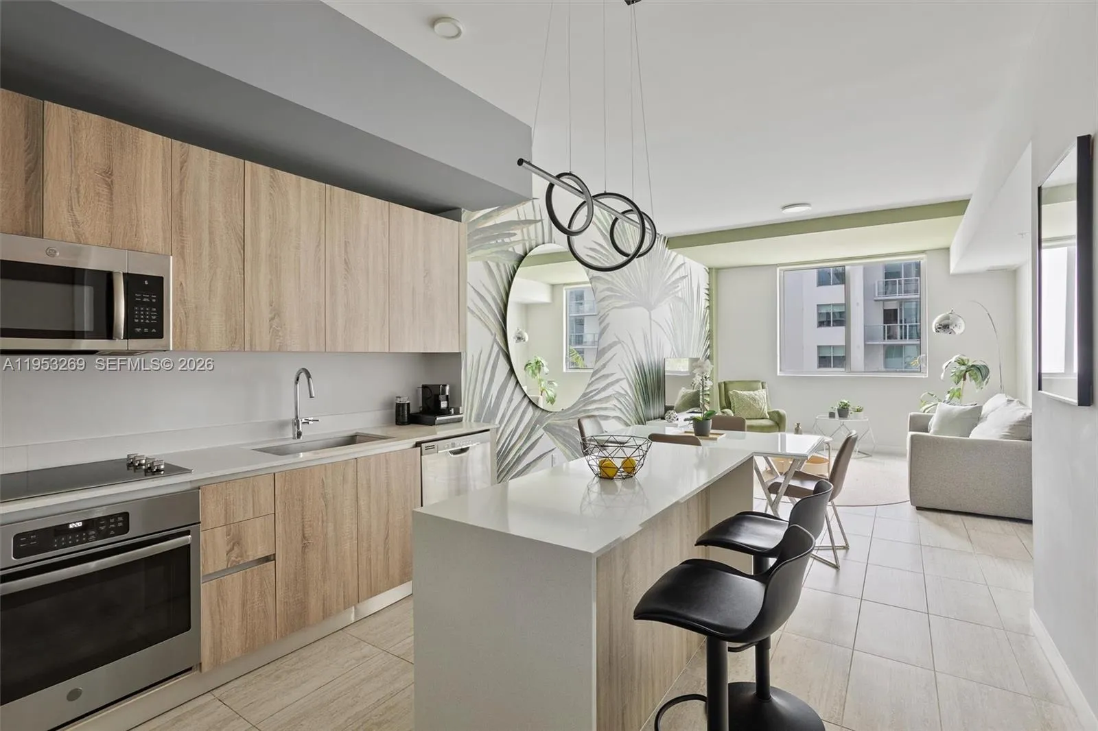 3900 Biscayne Blvd # 819, Miami FL 33137