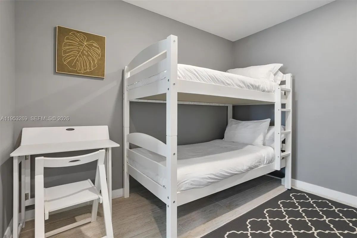 3900 Biscayne Blvd # 819, Miami FL 33137