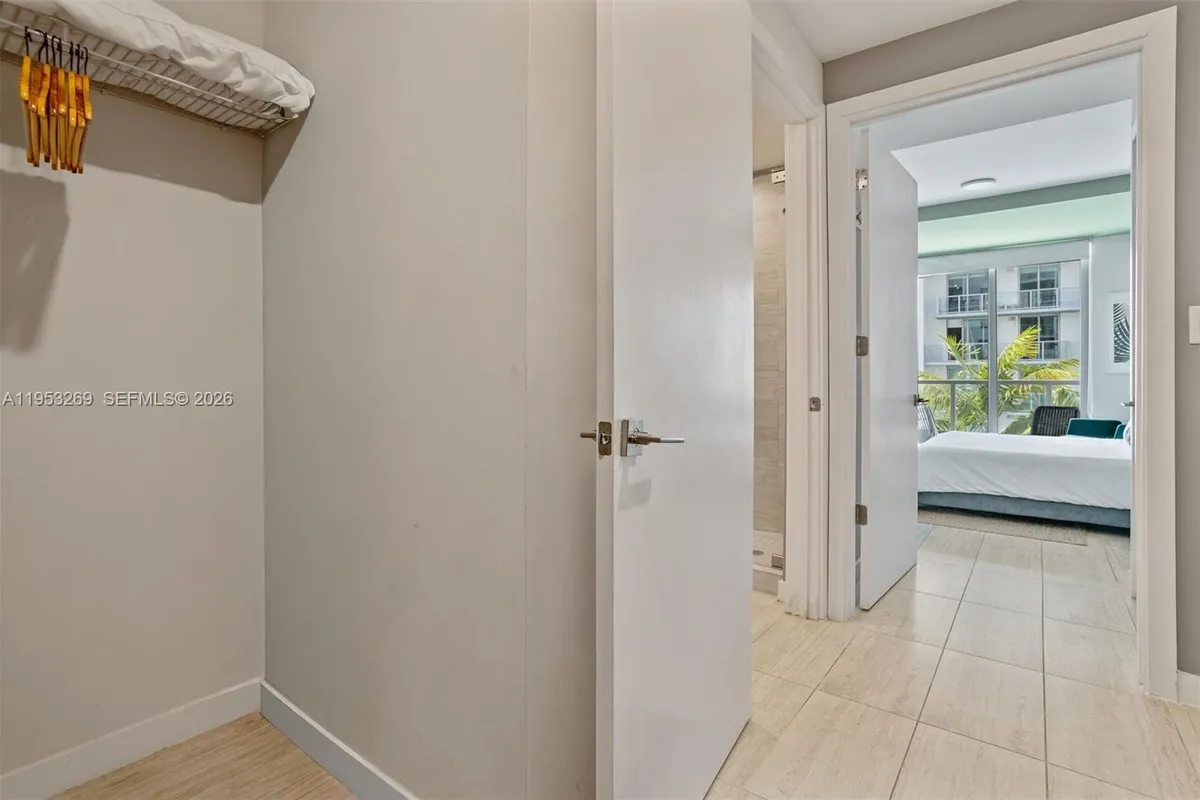 3900 Biscayne Blvd # 819, Miami FL 33137