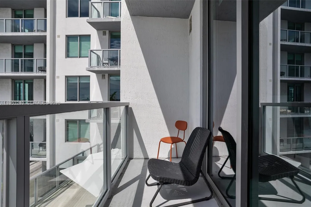 3900 Biscayne Blvd # 819, Miami FL 33137