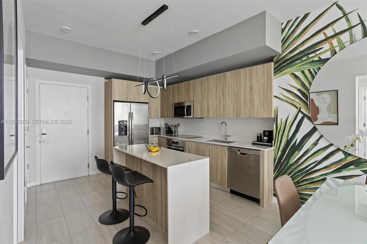 3900 Biscayne Blvd # 819, Miami FL 33137