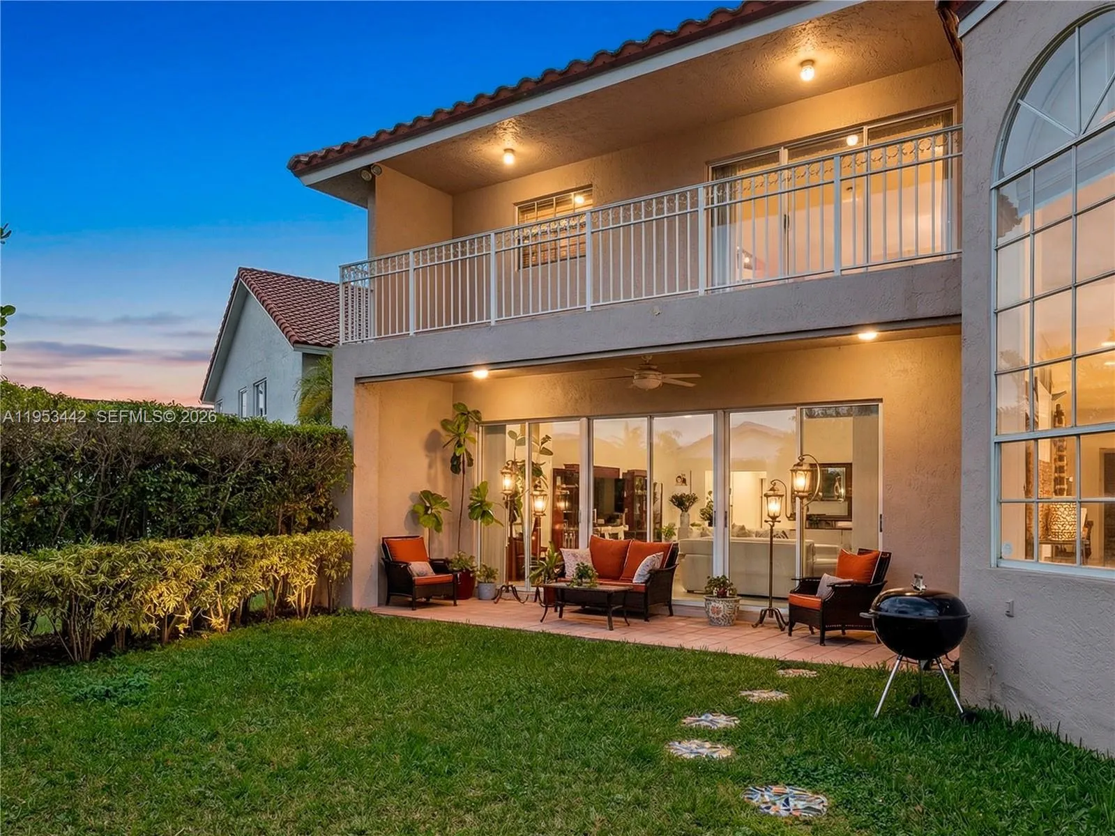 10465 NW 46th St, Doral FL 33178