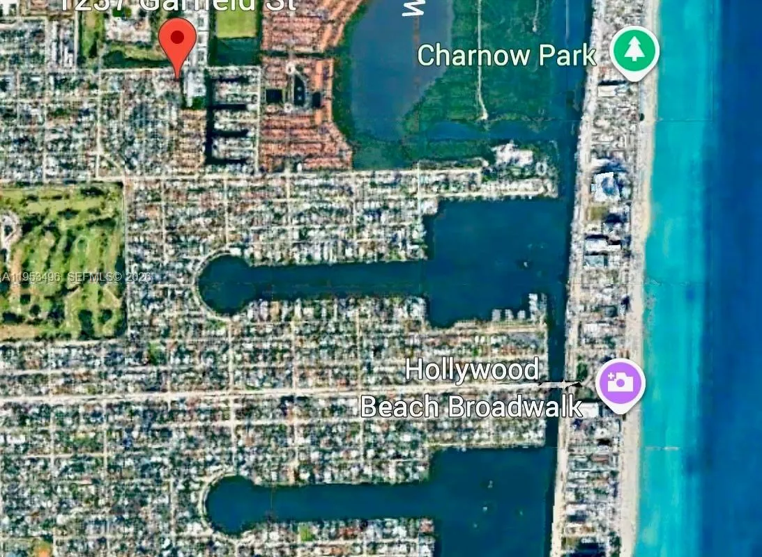 1237 Garfield St, Hollywood FL 33019