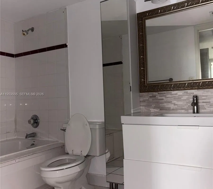 2401 Collins Ave # 609, Miami Beach FL 33140