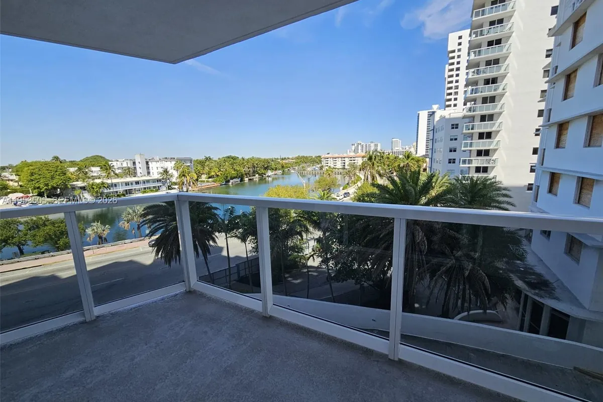 2401 Collins Ave # 609, Miami Beach FL 33140