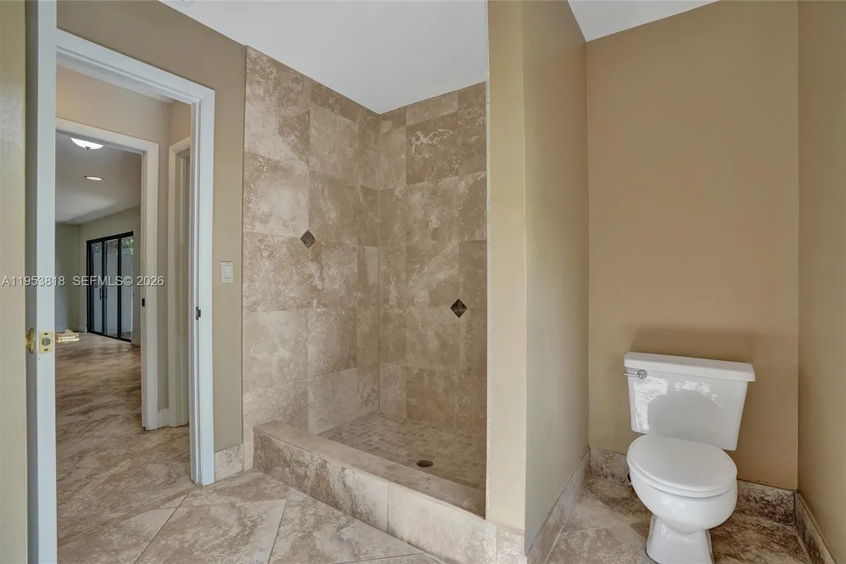 17115 Bay St, Jupiter FL 33477