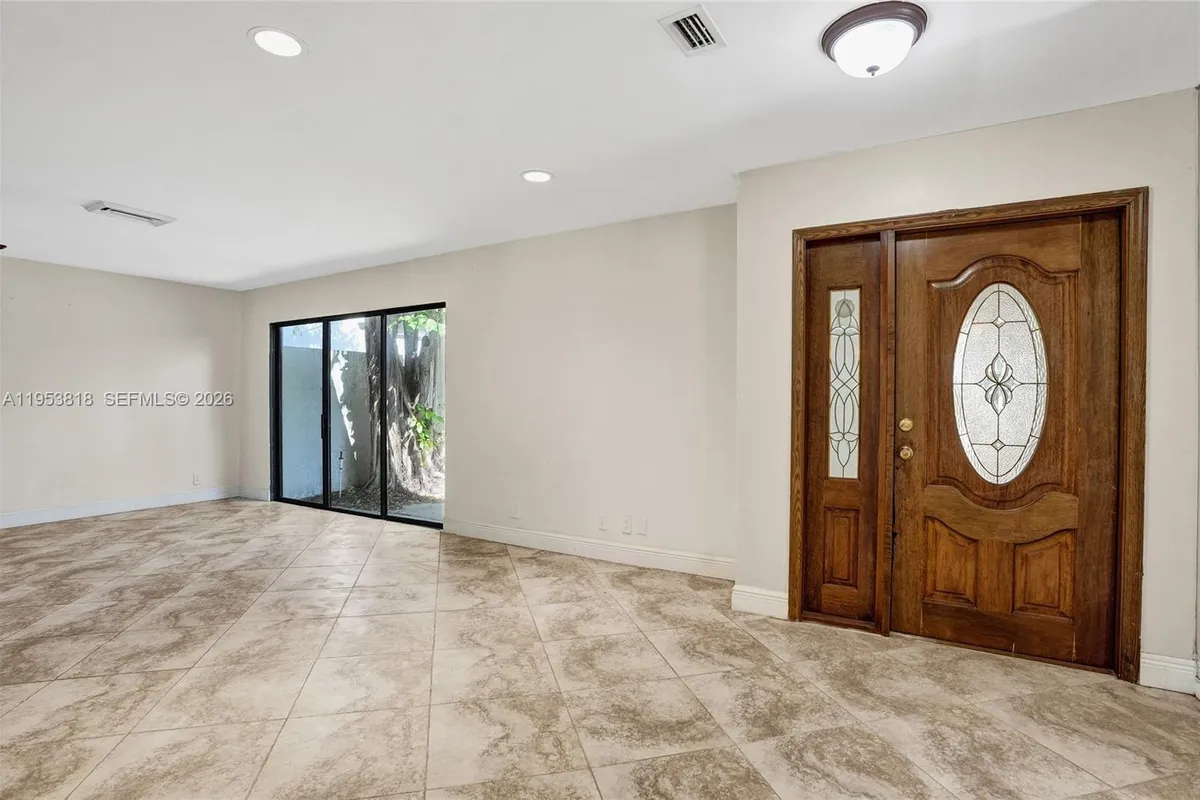 17115 Bay St, Jupiter FL 33477