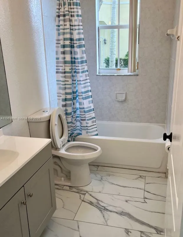 1651 SE 28th Ct # 105, Homestead FL 33035