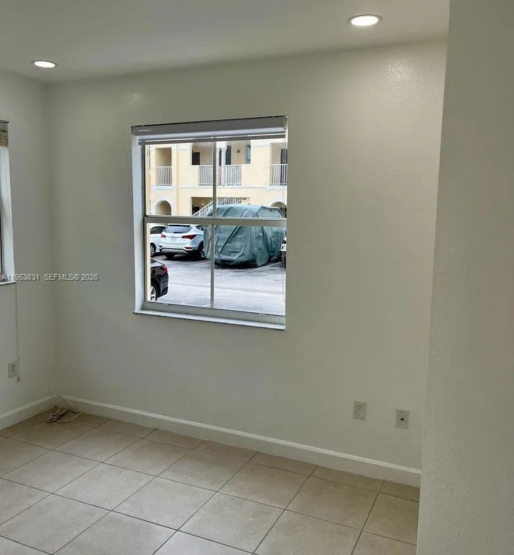 1651 SE 28th Ct # 105, Homestead FL 33035