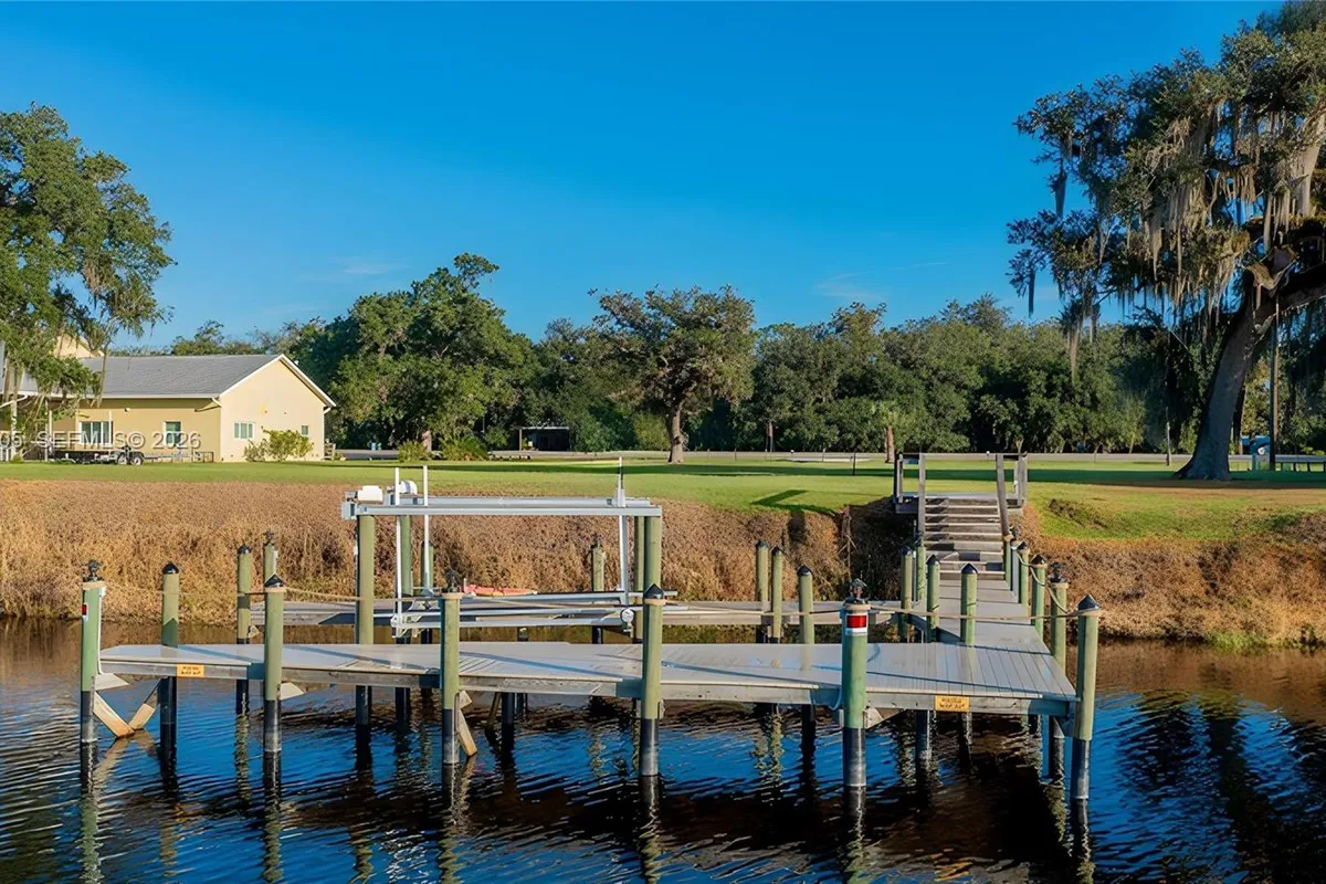 395 Old County Road 78, La Belle FL 33935