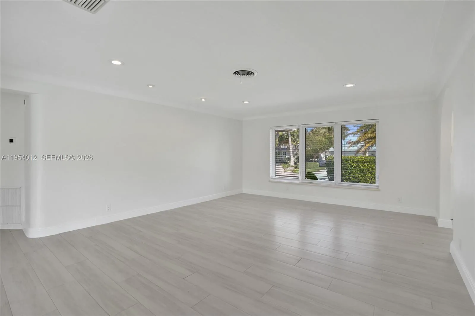 2724 NE 10th St, Pompano Beach FL 33062