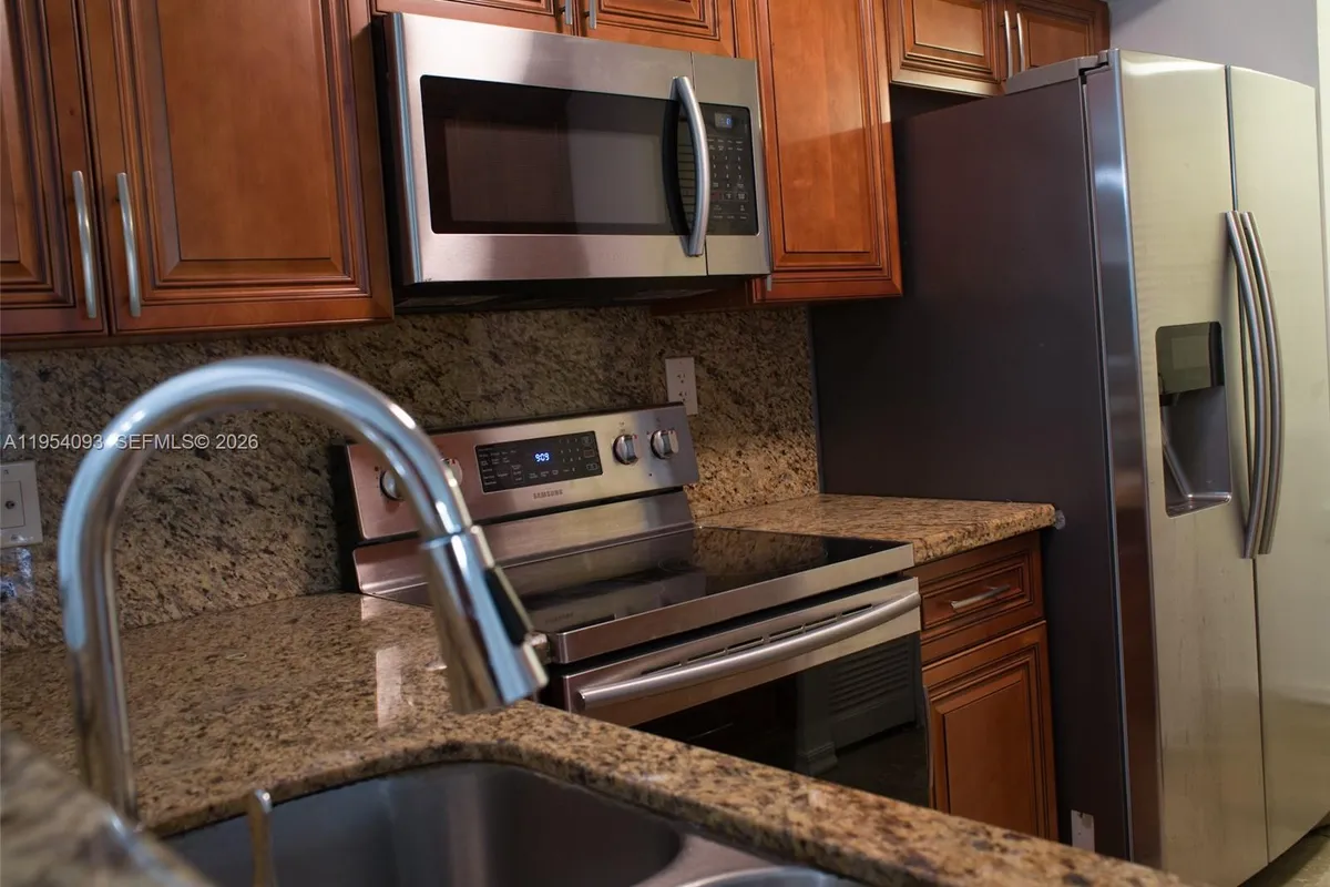 2133 Renaissance Blvd # 306, Miramar FL 33025