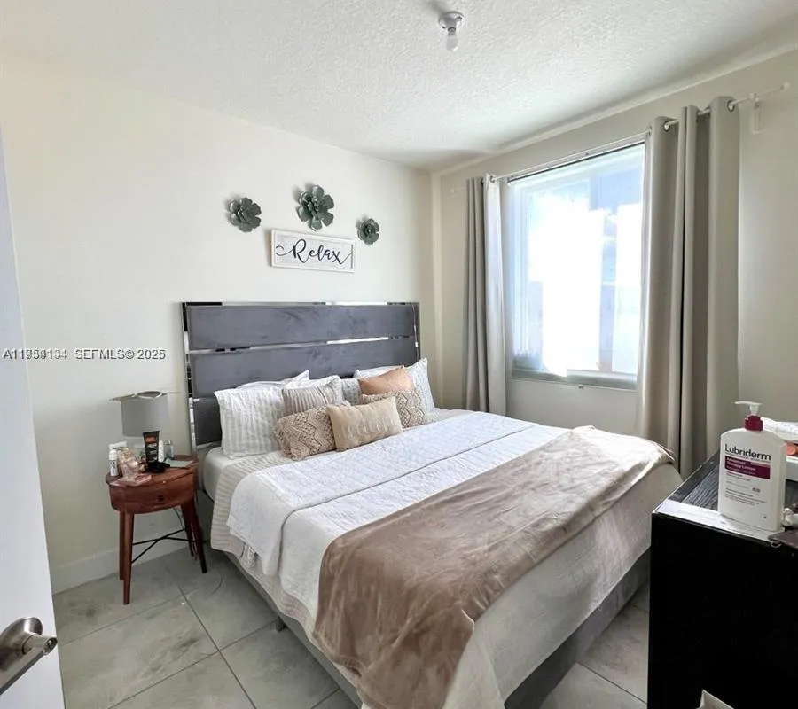 6420 NW 102nd Path # 304, Doral FL 33178