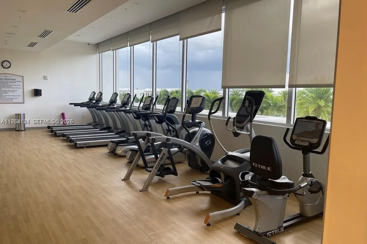 6420 NW 102nd Path # 304, Doral FL 33178