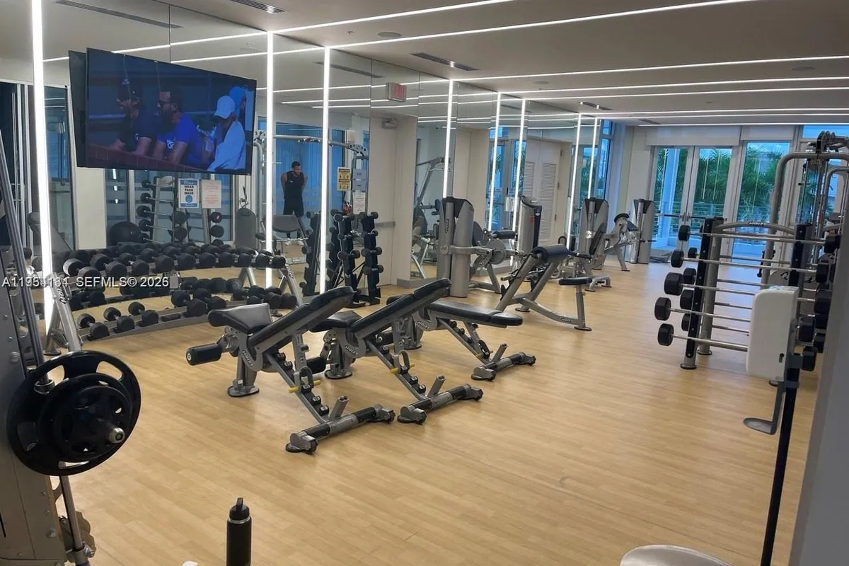 6420 NW 102nd Path # 304, Doral FL 33178