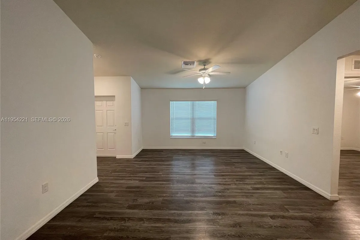 131 Carousel Ave., La Belle FL 33935