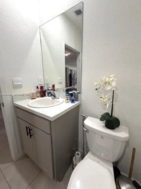 470 NE 12th St, Florida City FL 33034