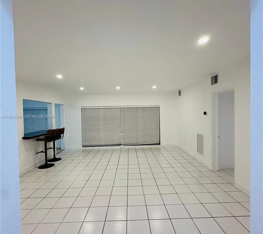 50 Park Dr # 3, Bal Harbour FL 33154